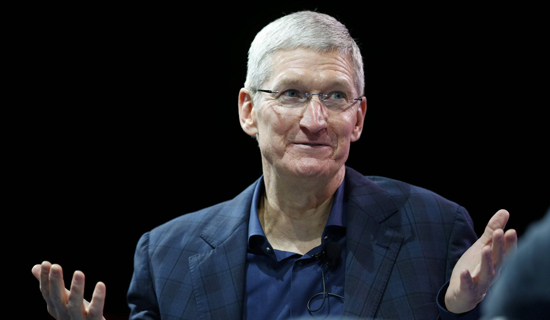 Гендиректор Apple Тим Кук признался в инвестициях в криптовалюту