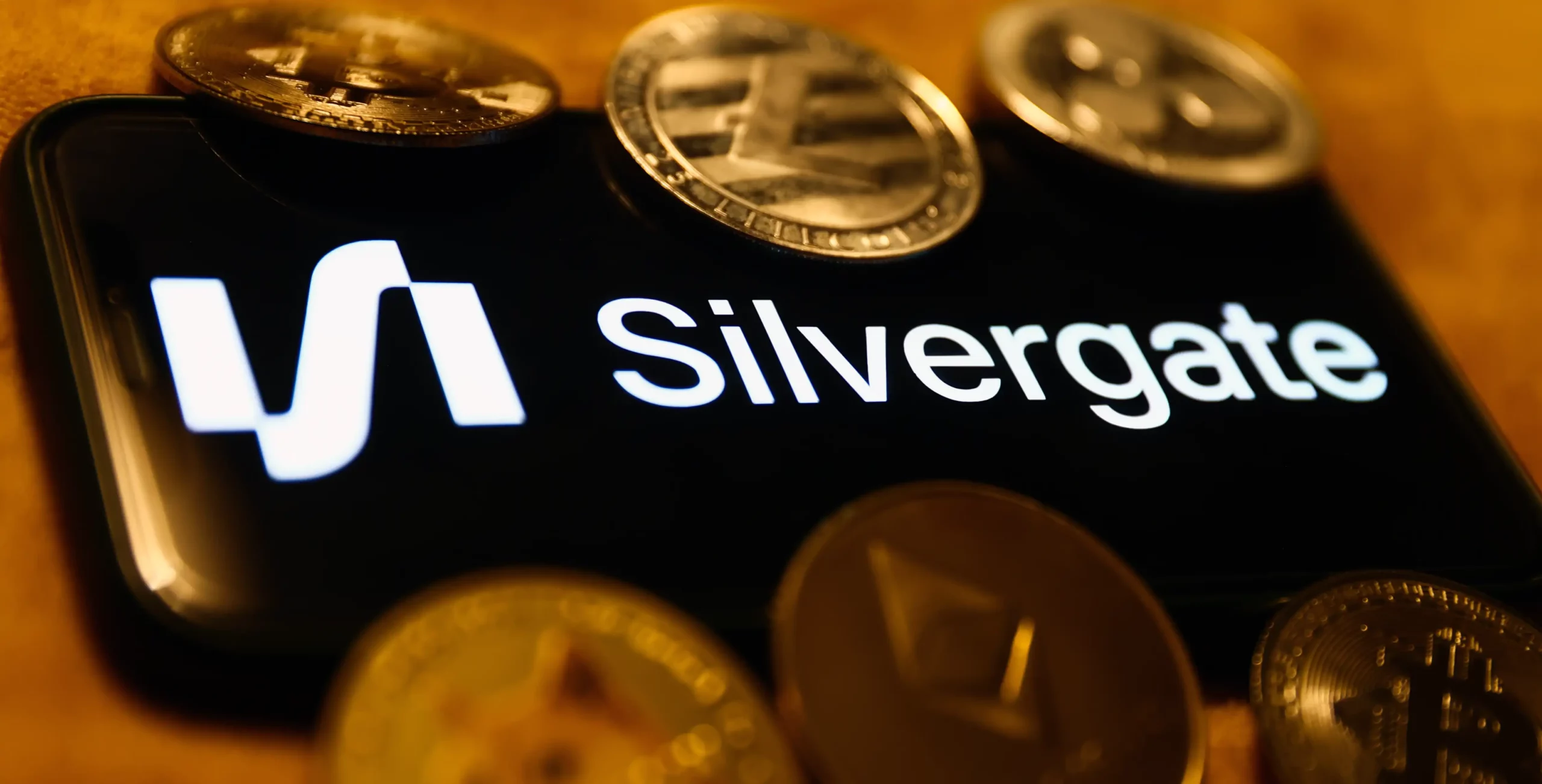 Банкротство криптобанка Silvergate обвалило рынок криптовалют